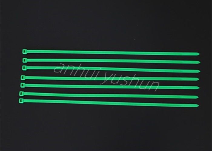 2.5mm 100mm プラスチックナイロンケーブルネクタイ UL94V-2 キャベルのバンドリングのための炎阻害剤 100pcs/袋