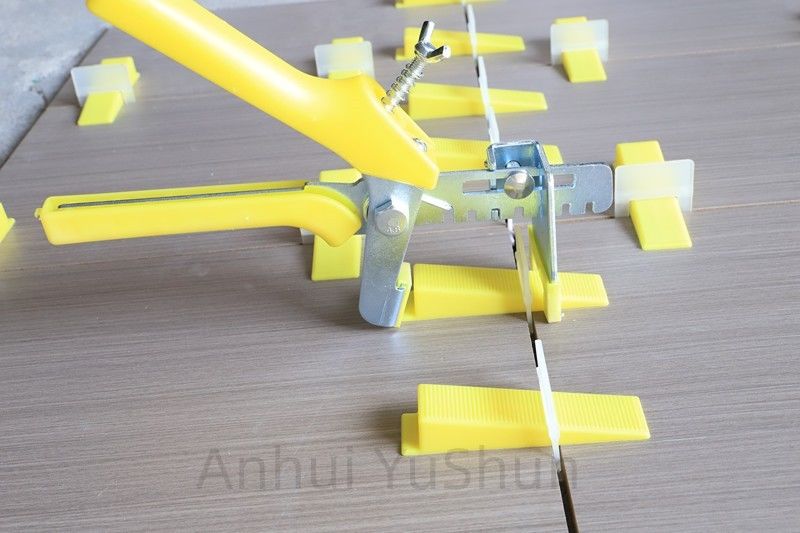 2 ミリメートル赤色タイルレベラークリップタイルレベリングシステムタイルアクセサリークリップ建設ツール
