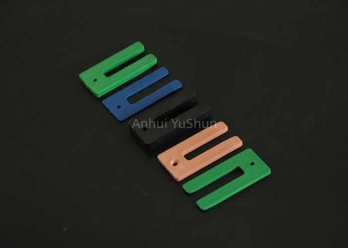 1.5mm 3.2mm 6.4mm 10mm プラスチックの窓のインストーラー 耐久性 黄色性能
