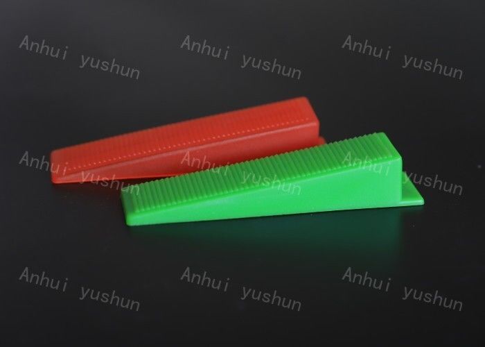 プラスチックのタイルレベルングクリップとクイジ 2.5mm / 3mm / 4mm / 5mm / 6mm / 7mmタイルレベルングシステム