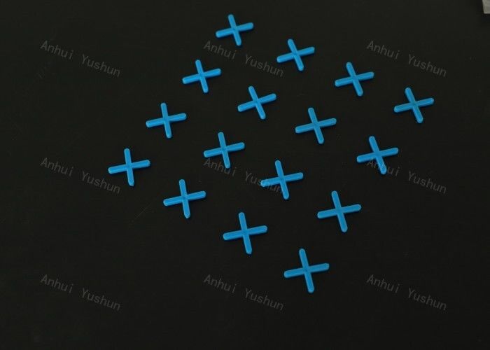 経済的で有効な3mmプラスチックタイルスペース 3g/pcタイル設置のために